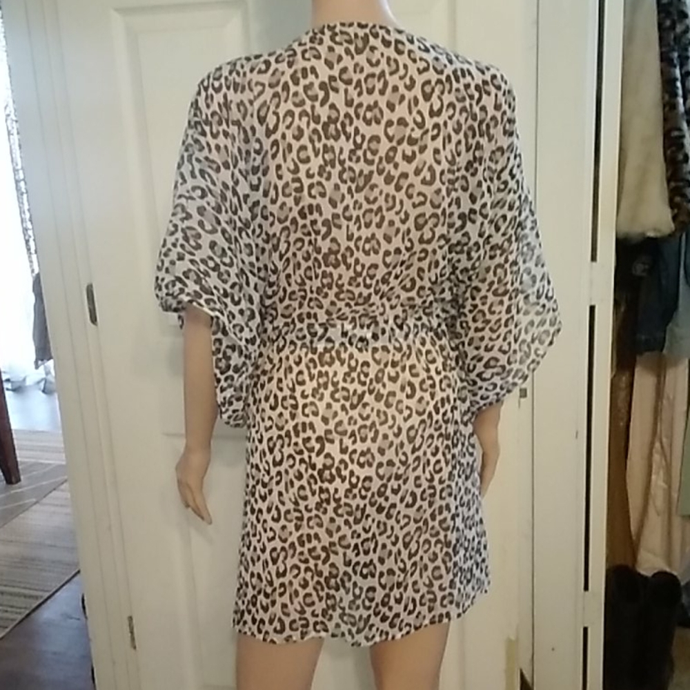 Dress - Picture 5 of 7